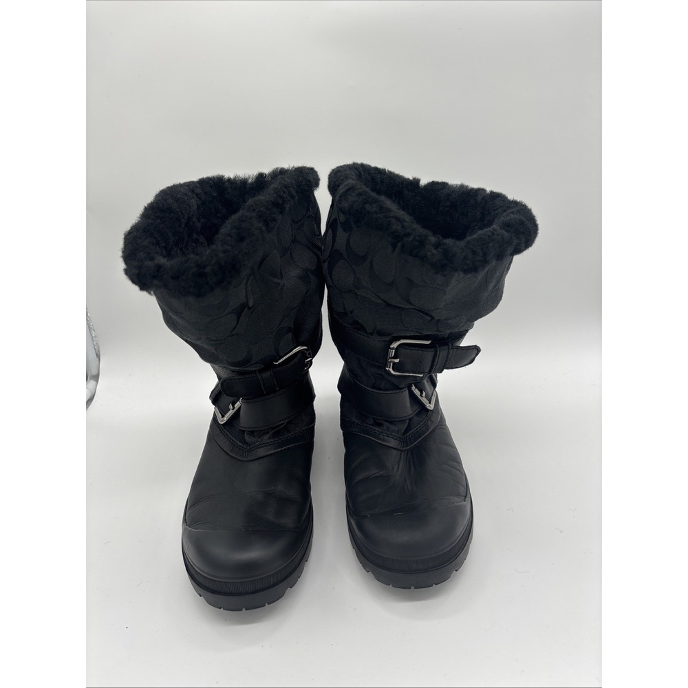 Coach Women's Holiway  Winter Boots With Inside Fur Detail And Coach Logo Size 8